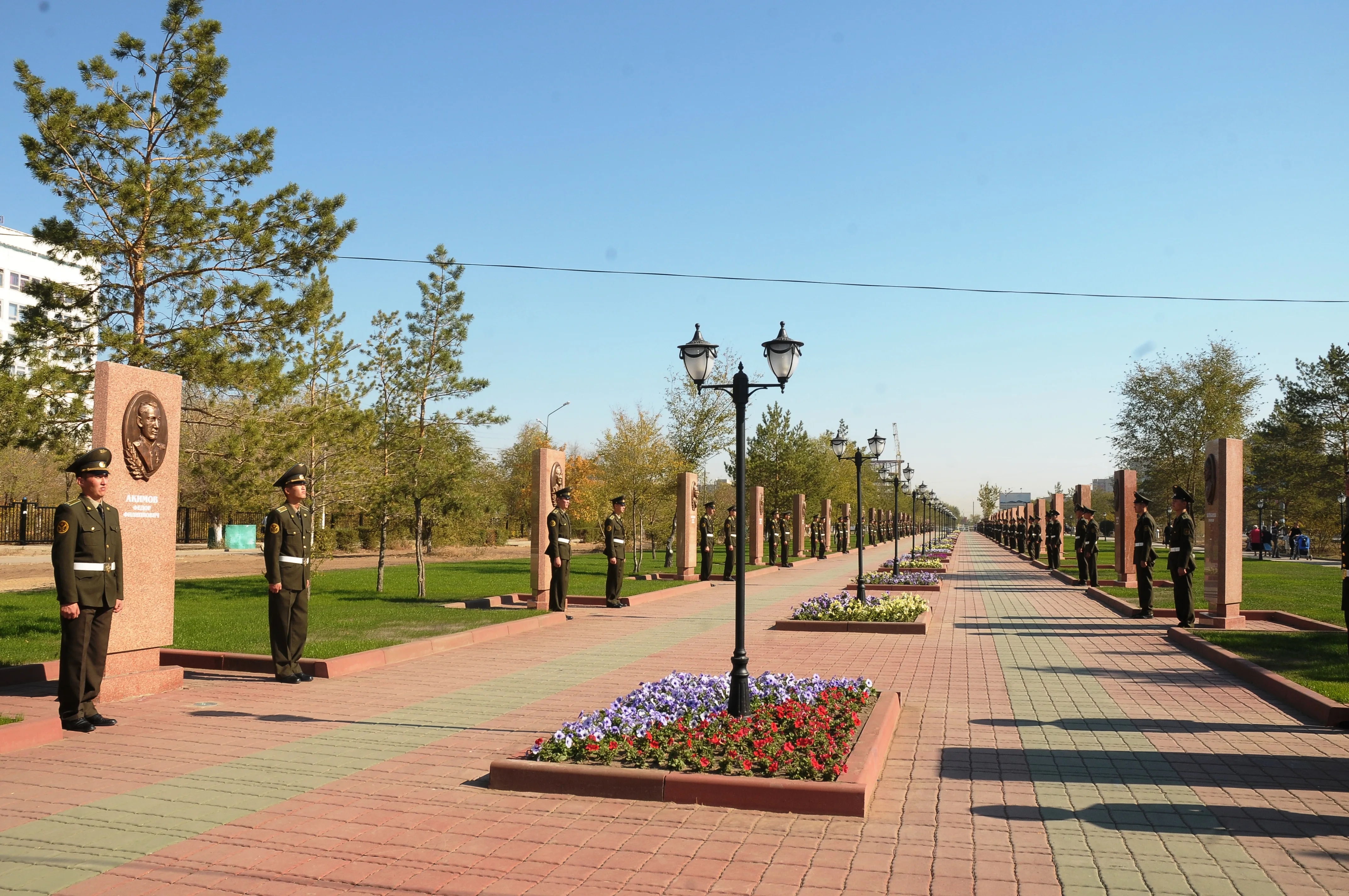 Батырлар Аллеясы ескерткіш-кешені