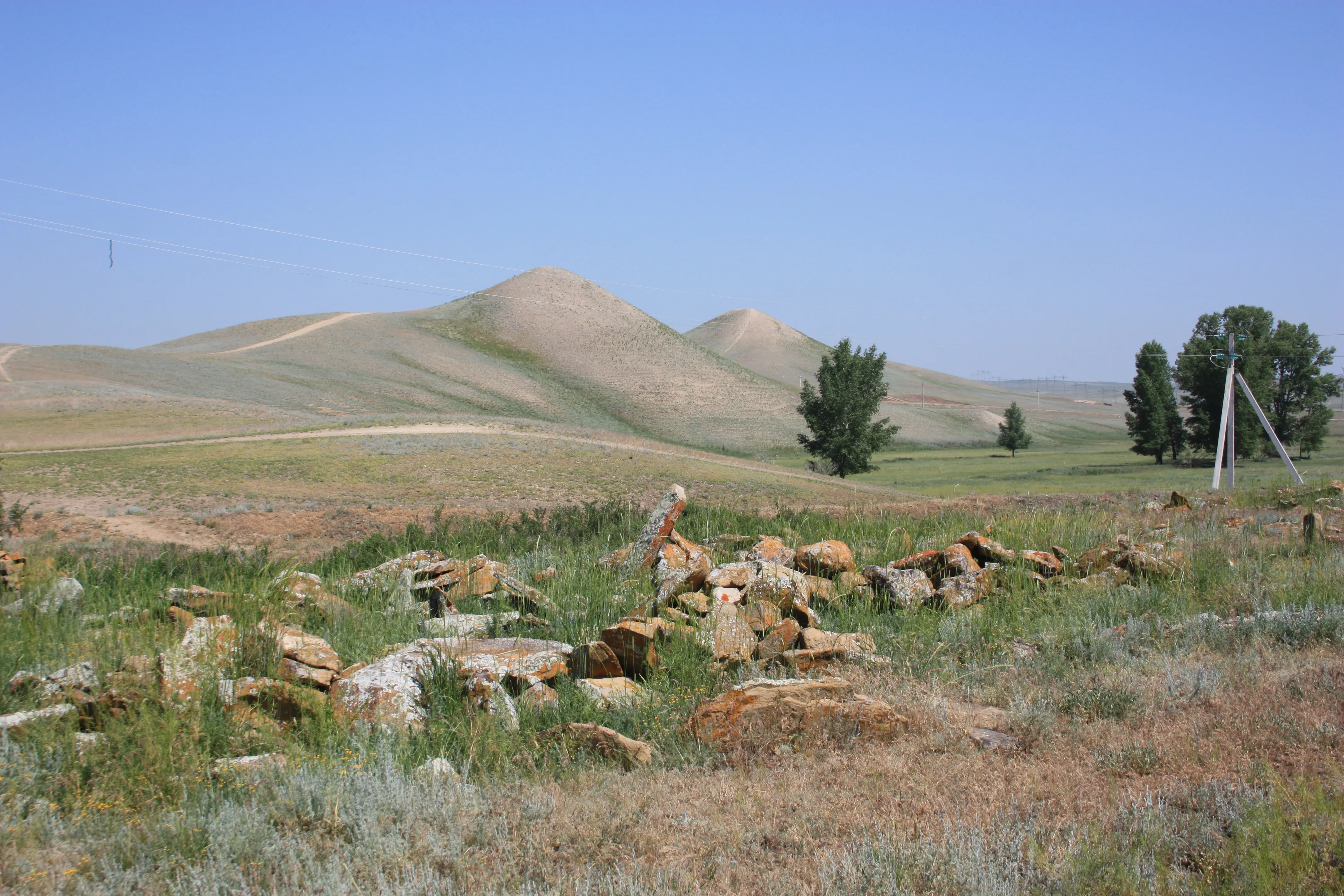 Бекқұл би кесенесі