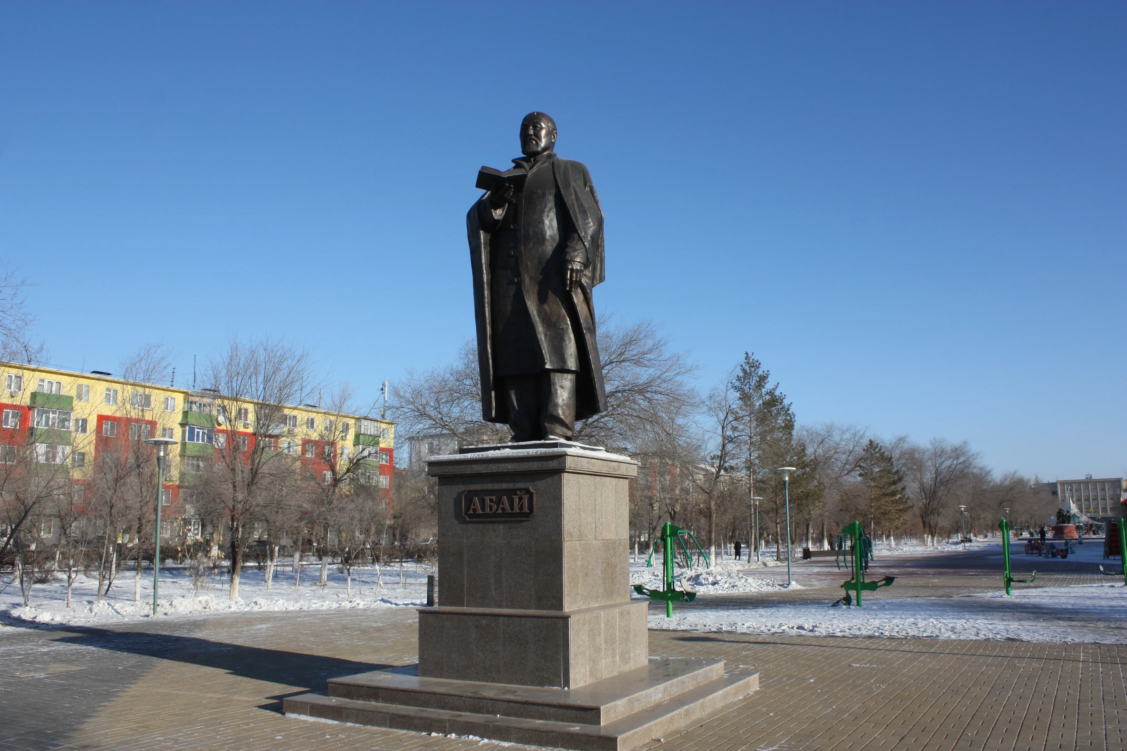 Абай Құнанбайұлының ескерткіші